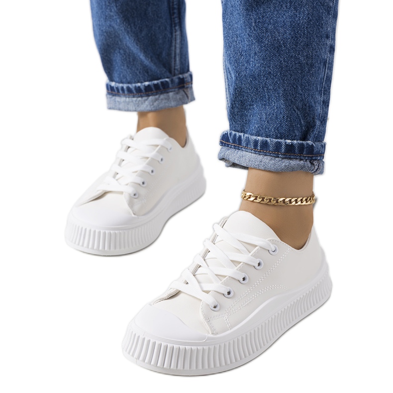 Sneakers beige sulla piattaforma Zargan
