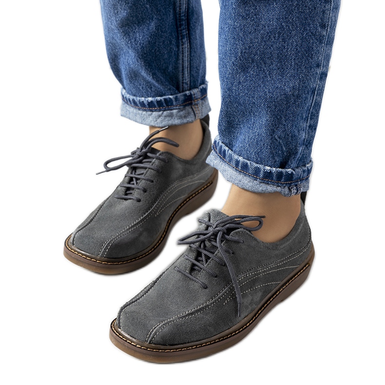 Scarpe da donna in pelle grigia di Morten grigio
