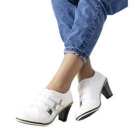 Scarpe bianche sul palo Payla bianco