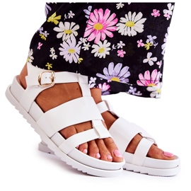 Sandali in pelle sulla piattaforma bianca di Tessy bianco