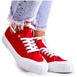 Sneakers da donna sulla piattaforma rossa rosso