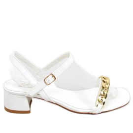 Sandali con tacco basso di Daphne White bianco