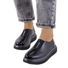 Scarpe brogue nere sulla piattaforma Siddons nero