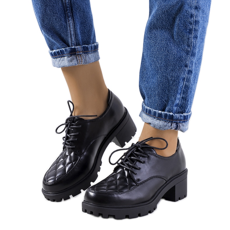 Scarpe nere con tacco di Landra nero
