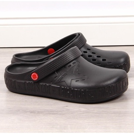Pantofole da uomo nere Kroks nere Big Star II175001 nero