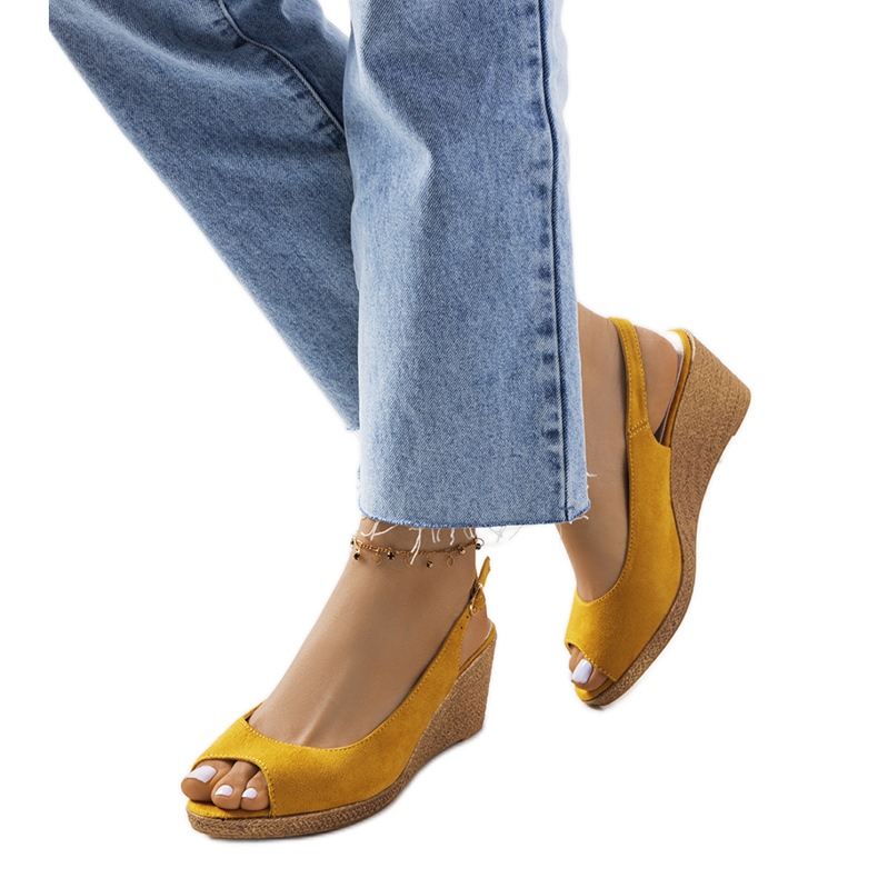 Espadrillas gialle sulle zeppe Alpat giallo