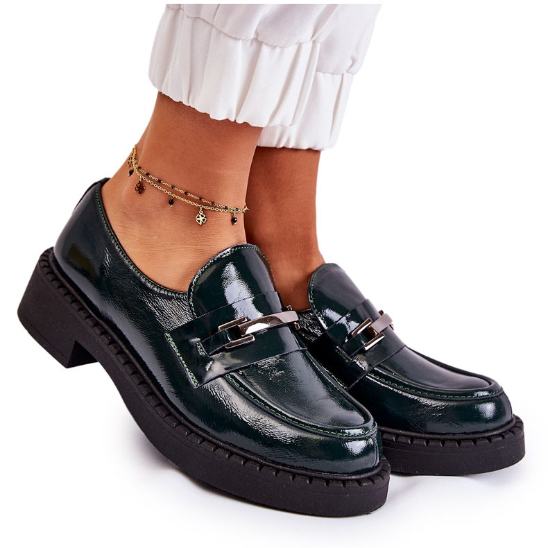 Scarpe Laccate Con Ornamento D'argento Hestill Verde