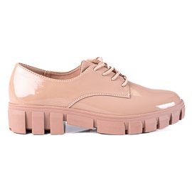 Scarpe Vinceza verniciate beige