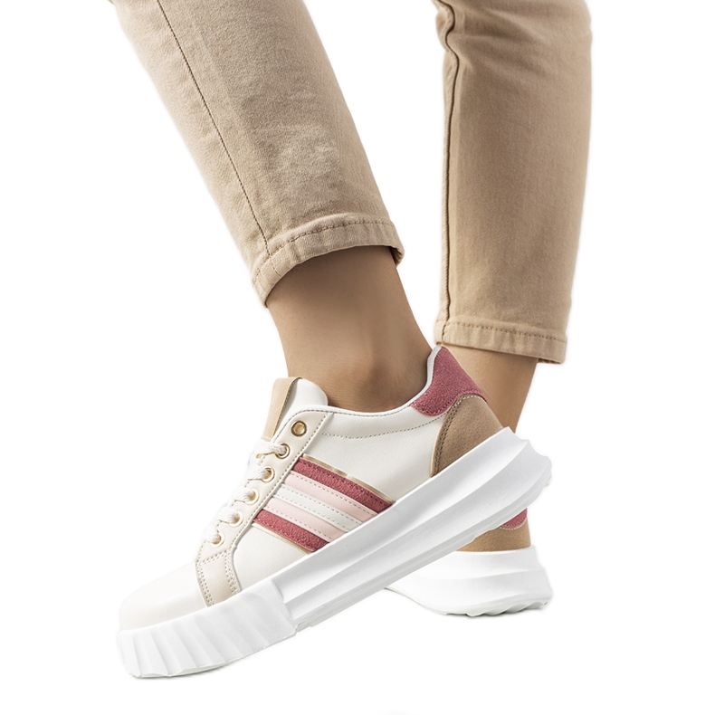 Sneakers beige sulla piattaforma Prinsep