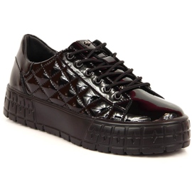 Scarpe da donna trapuntate in vernice nera Filippo nero