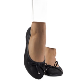 BM Ballerine in camoscio nero di Elmira