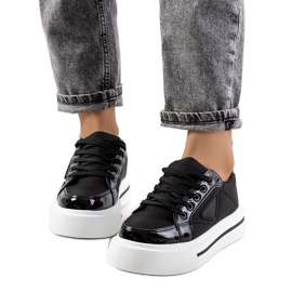 Sneakers nere con suola spessa Scrabster nero