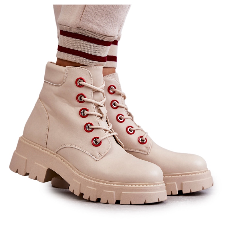 PG1 Stivali Di Pelle Lavoratori Su Beige Messa Cerniera