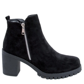 Stivaletti Sadie con tacco in camoscio nero