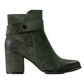 Stivali verdi da donna sul palo realizzati in suede ecologico Shelovet verde