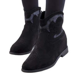 Gli stivali da cowboy neri di Velha nero