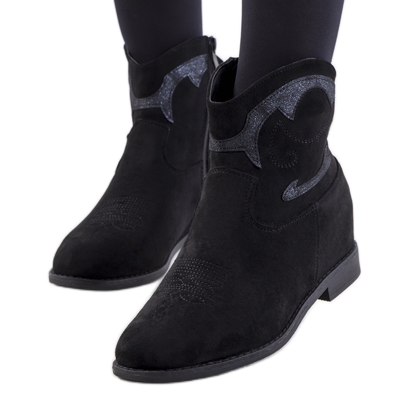 Gli stivali da cowboy neri di Velha nero