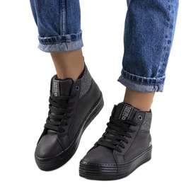 Sneakers calde sulla zeppa Big Star II274147 nero