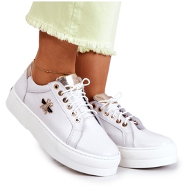 Scarpe sportive in pelle da donna sulla piattaforma Filipczyk con zirconi bianchi bianco