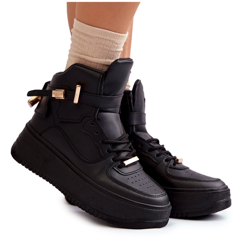 Scarpe sportive alte da donna isolate nere Lexa nero