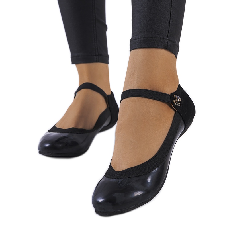 Ballerine nere con elastico di Hari nero