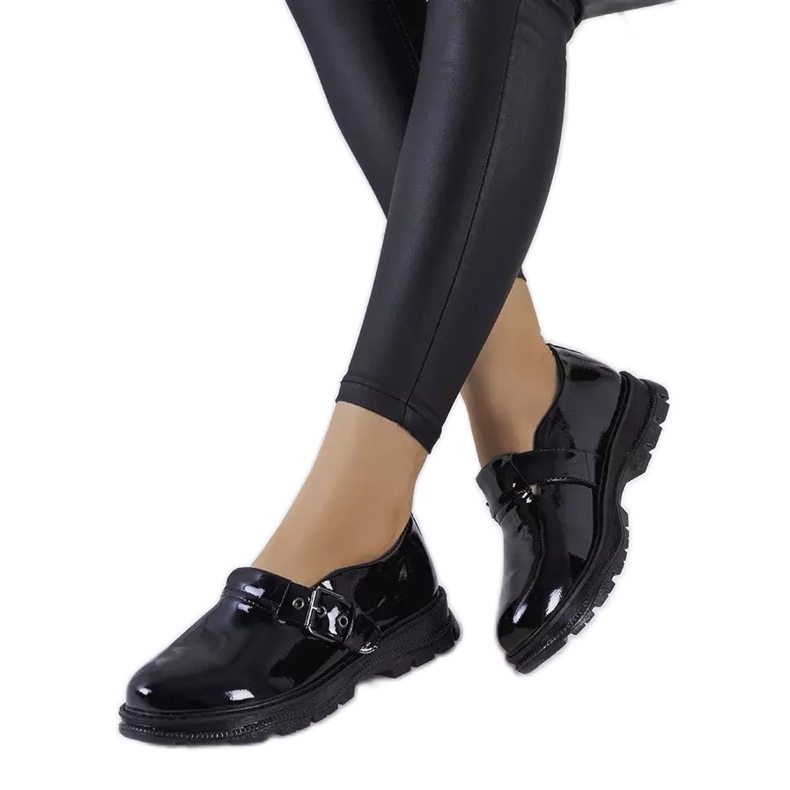 BM Scarpe laccate nere con fibbia Ancel nero