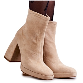 Stivali in pelle scamosciata da donna con tacco alto Ramira beige chiaro