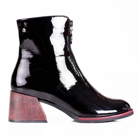 Stivali da donna in vernice con un elegante tacco Vinceza nero