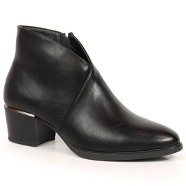 Stivali beige da donna isolati Vinceza JAN151A nero