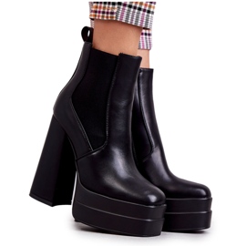 Stivali da donna in ecopelle su tacco massiccio Black Jones nero