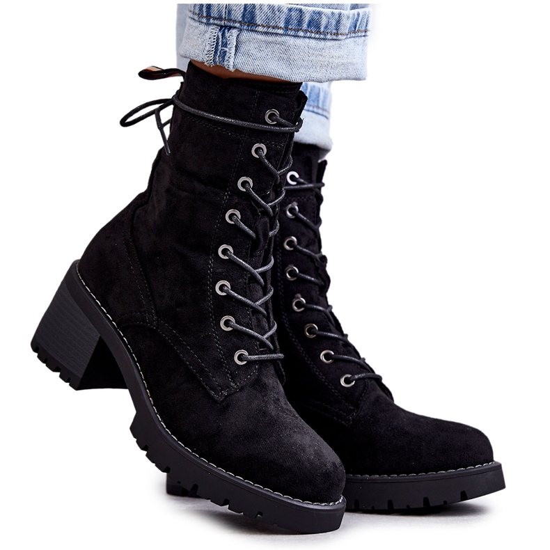 Stivali caldi da donna su tacchi alti Julieta Black nero