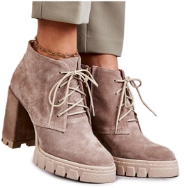 Stivaletti stringati in pelle scamosciata alla moda Selma beige
