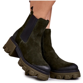 Stivali da donna in pelle scamosciata sulla piattaforma Khaki Hilde verde