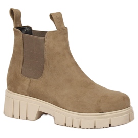 Stivaletti da donna in camoscio, isolati, beige, T.Sokolski
