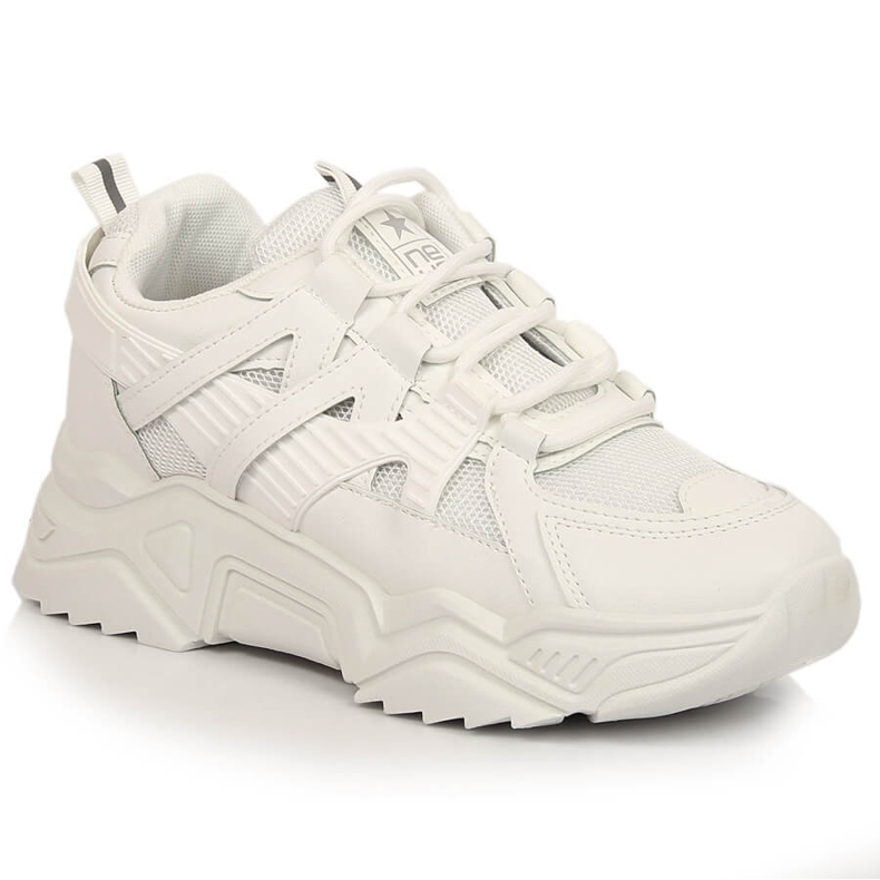 Scarpe sportive da donna sulla piattaforma bianca NEWS