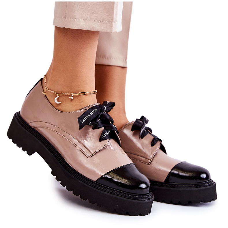 Scarpe stringate laccate Laura Messi 2441 Beige marrone