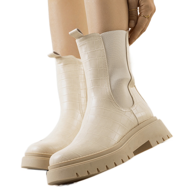 Stivali beige sulla piattaforma Timaru