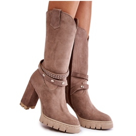 Stivali alti da donna su un tacco alto Lewski Shoes 3246 Cappucino beige