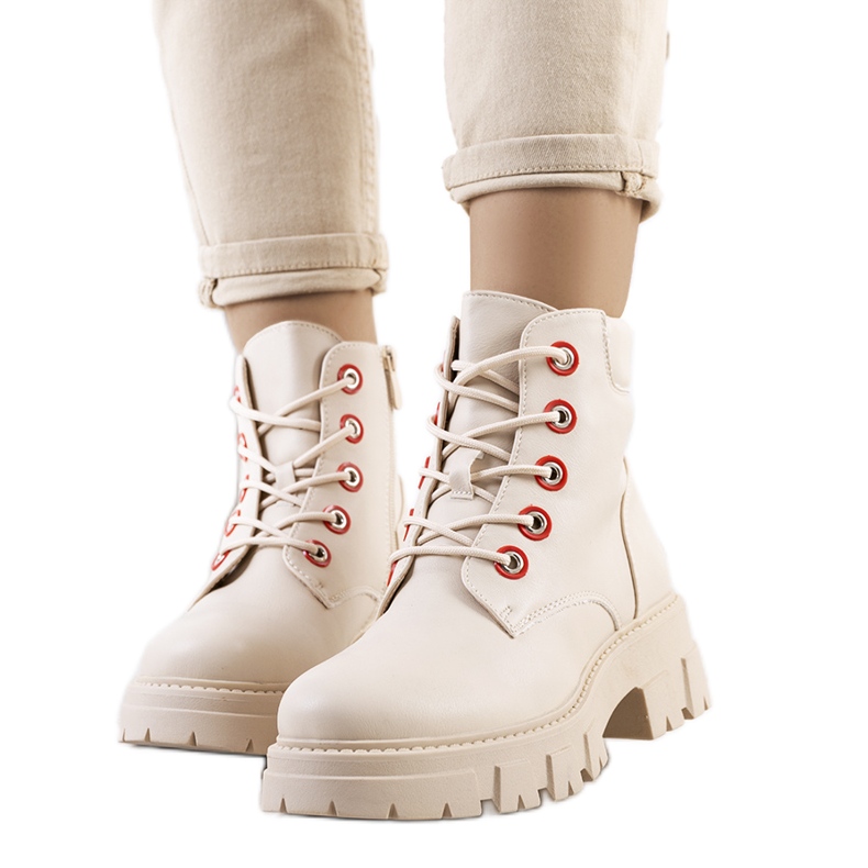 Stivali bassi beige di Ursa