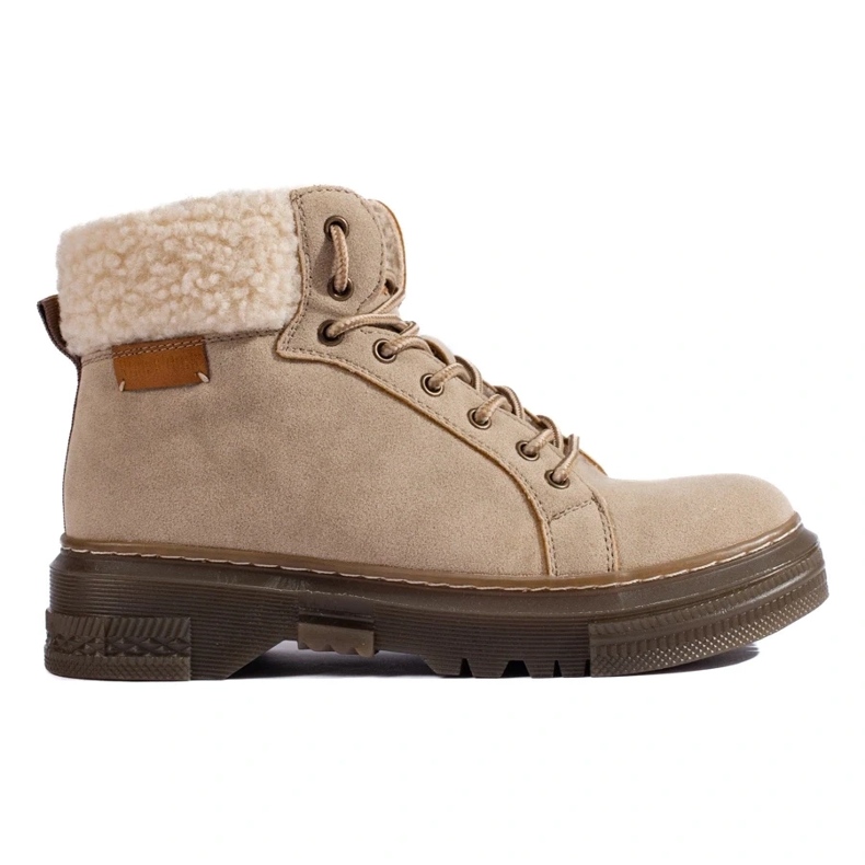 Stivali beige da donna con cappotto in montone