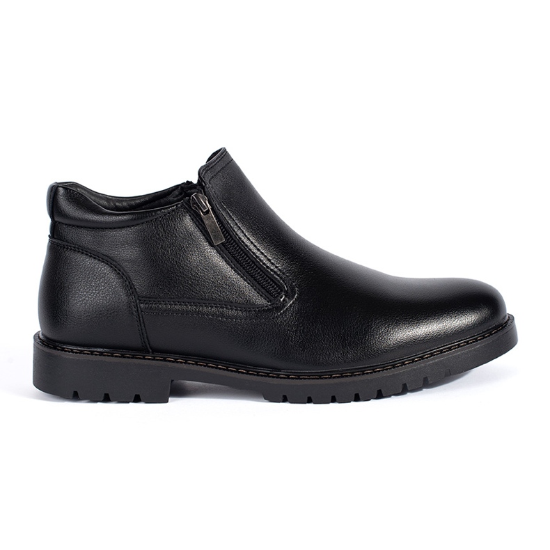 Scarpe da uomo realizzate in ecopelle nero