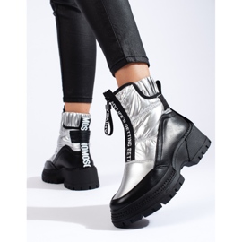 Doposci da donna argento sulla piattaforma Shelovet