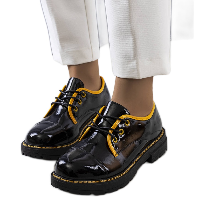 PA1 Scarpe Kuzem laccate nere e gialle nero giallo
