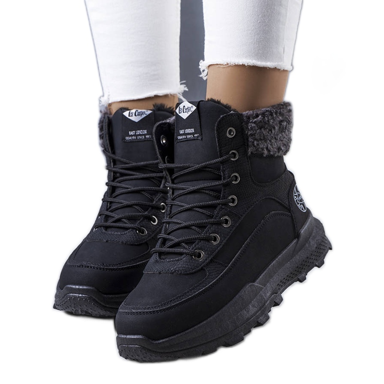 Stivali neri isolati LCJ-22-44-1362L Lee Cooper nero
