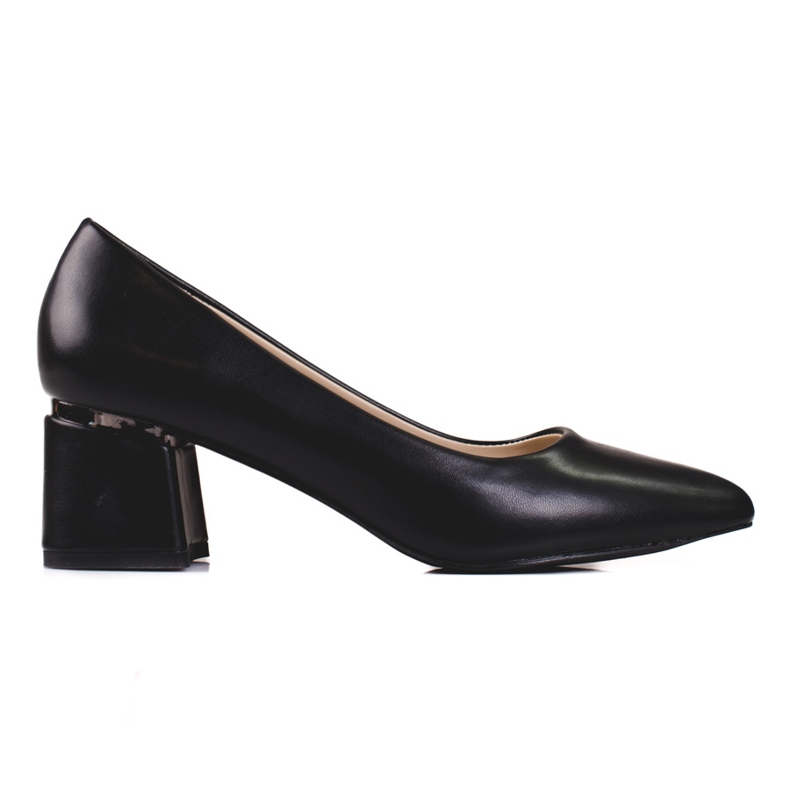 Eleganti décolleté da donna con ecopelle nero