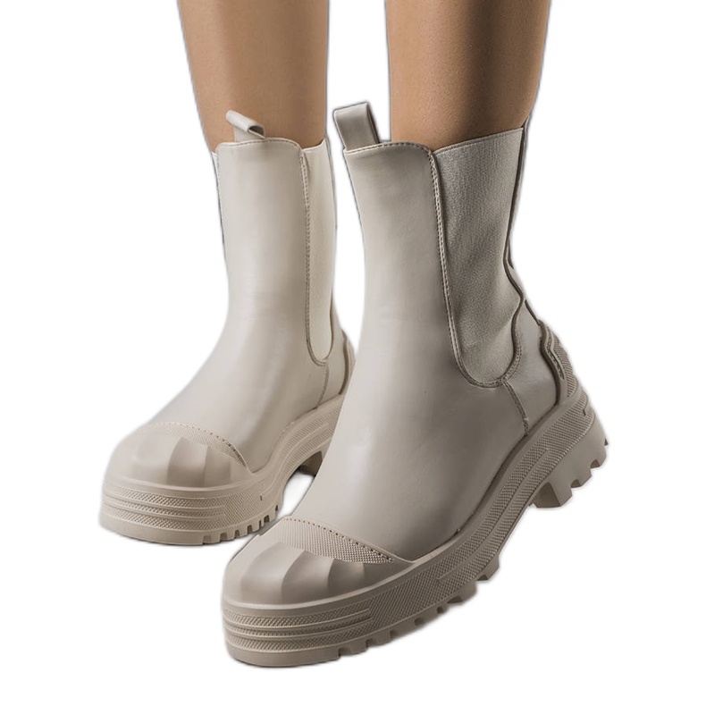 Stivali beige da donna Crispo