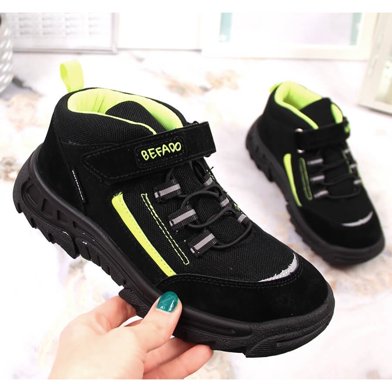 Scarpe da trekking alte da bambino impermeabili nere Befado 515X004 nero
