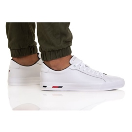 Scarpe Tommy Hilfiger Vulc Modern Leather M FM0FM04314 Ybr bianco