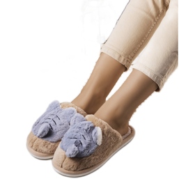 Morbide pantofole beige e grigie di Bee