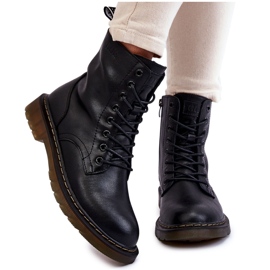 Stivali con cerniera in pelle da donna isolati GOE II2N4060 neri nero